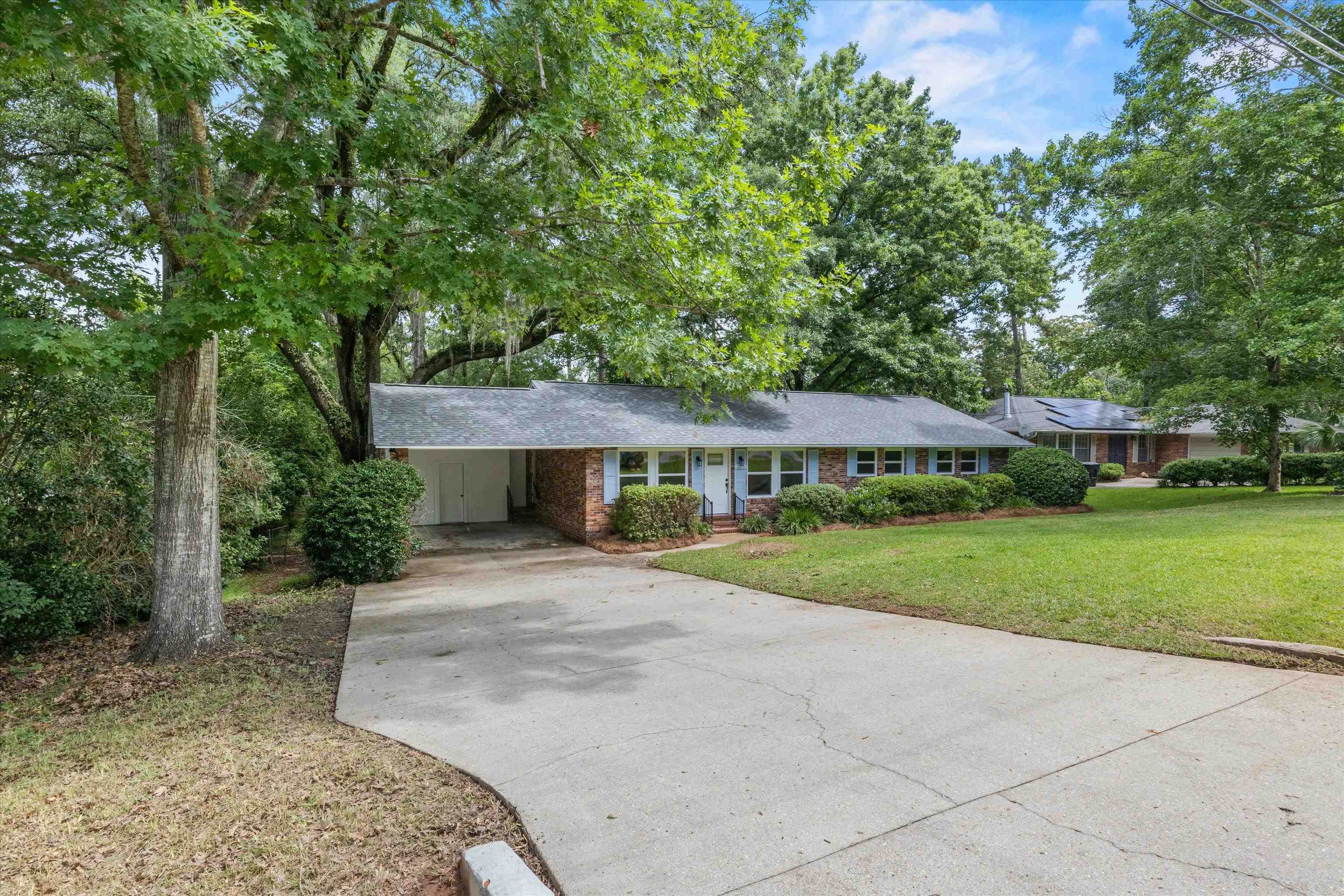 2114 Deerfield Drive, Tallahassee, Florida image 3