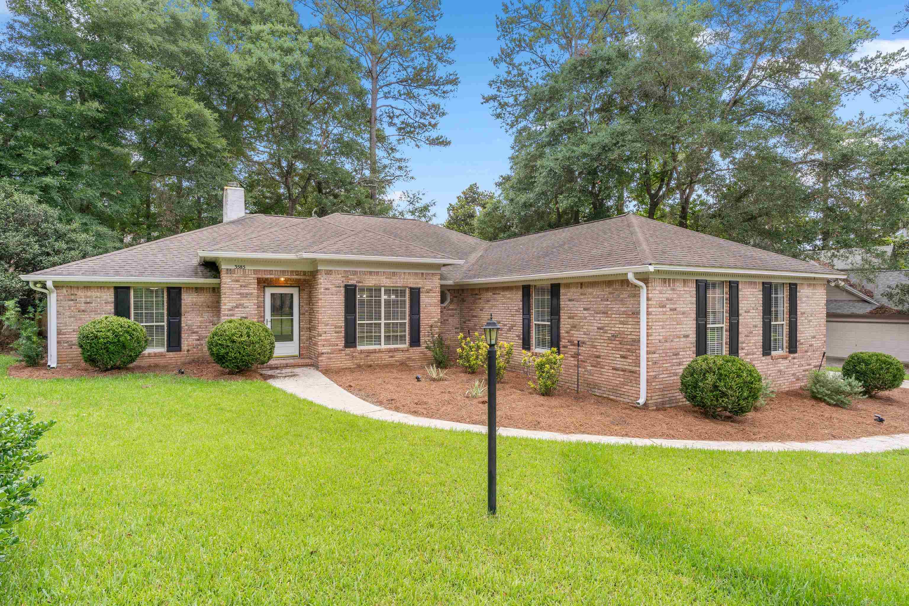 3585 Gardenview Way, Tallahassee, Florida image 2