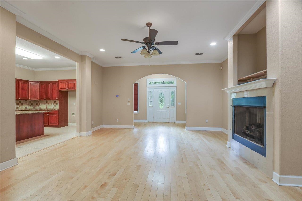 7416 Hickock Court, Tallahassee, Texas image 11