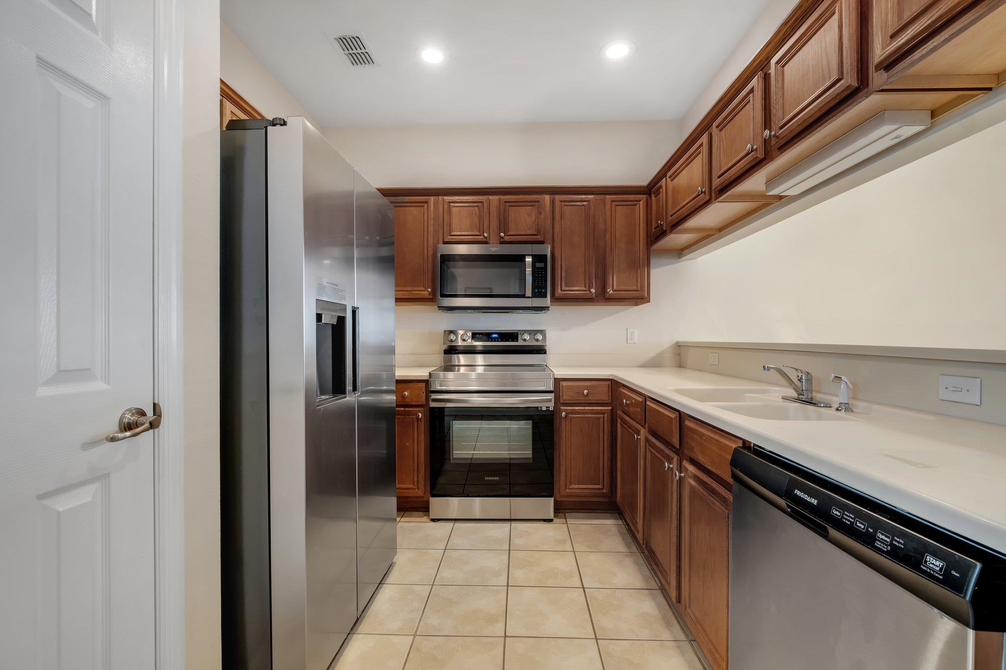 1320 Hendrix Road #403, Tallahassee, Florida image 4