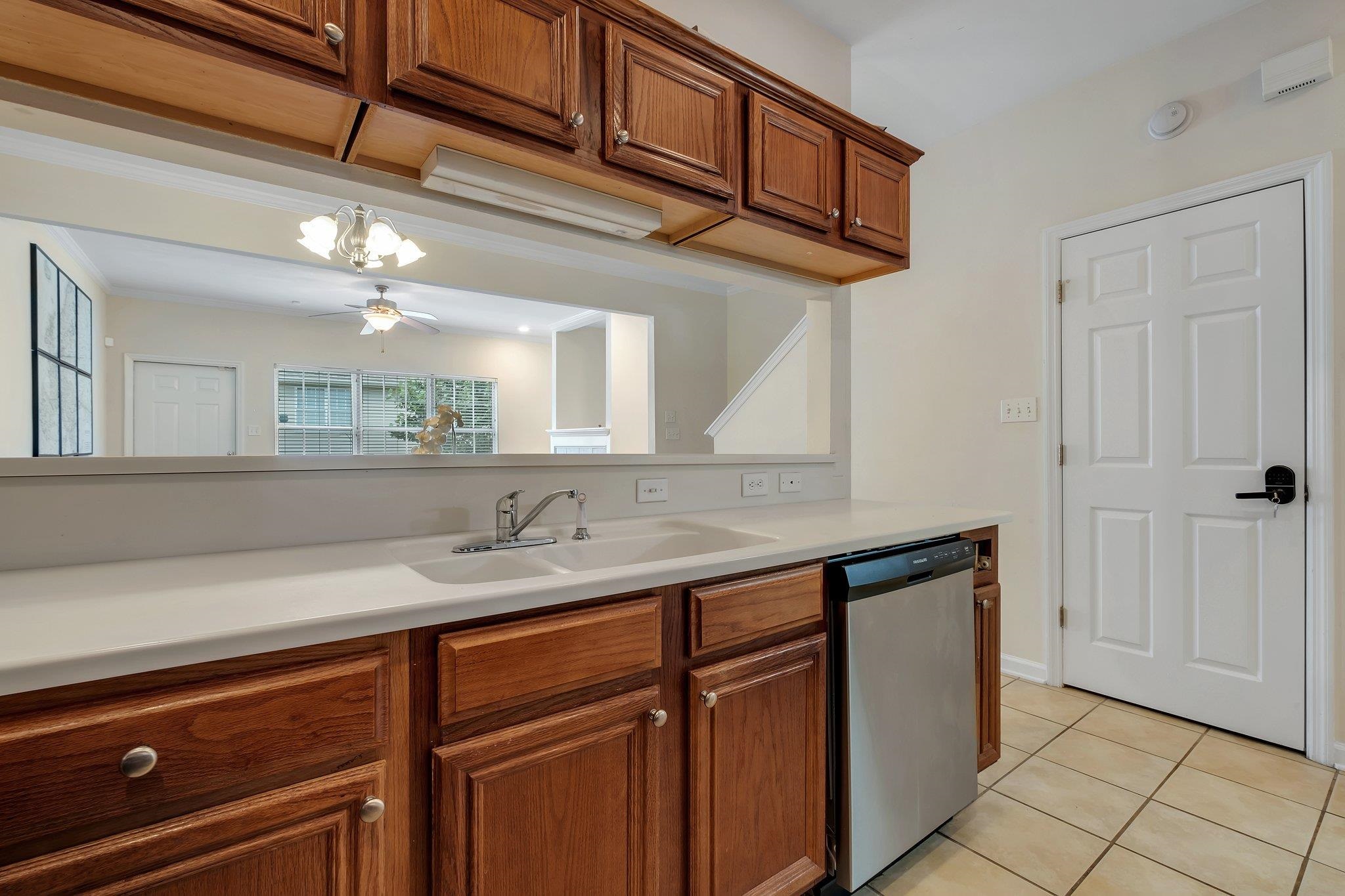 1320 Hendrix Road #403, Tallahassee, Florida image 6