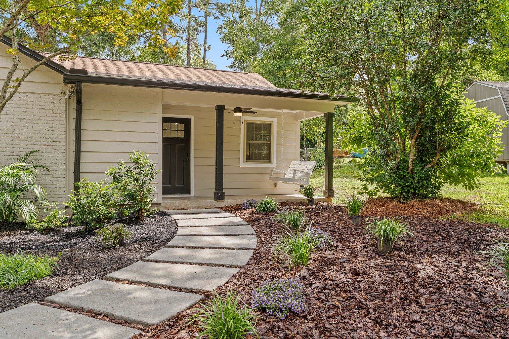 3744 Lifford Circle, Tallahassee, Florida image 2