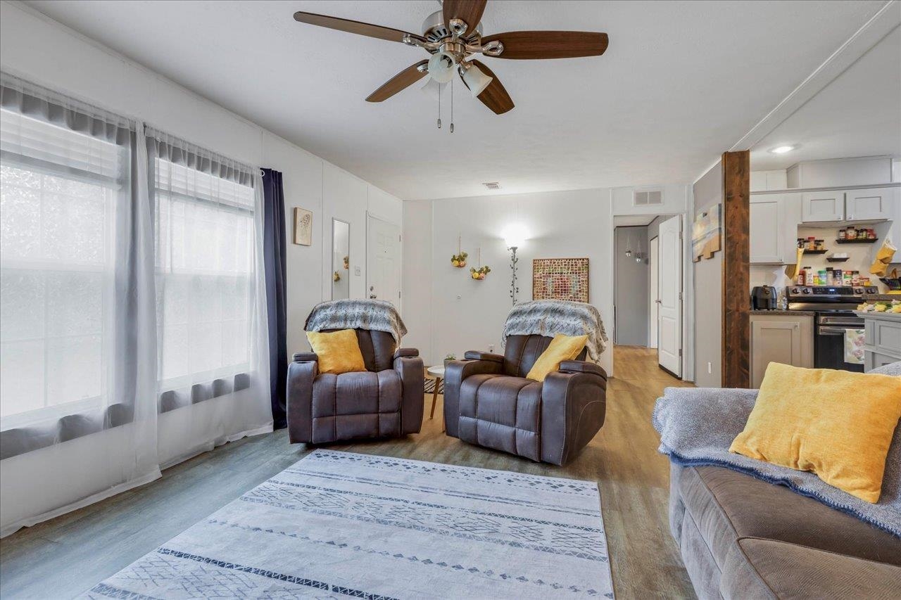 8145 Turkey Oak Court, Tallahassee, Florida image 10
