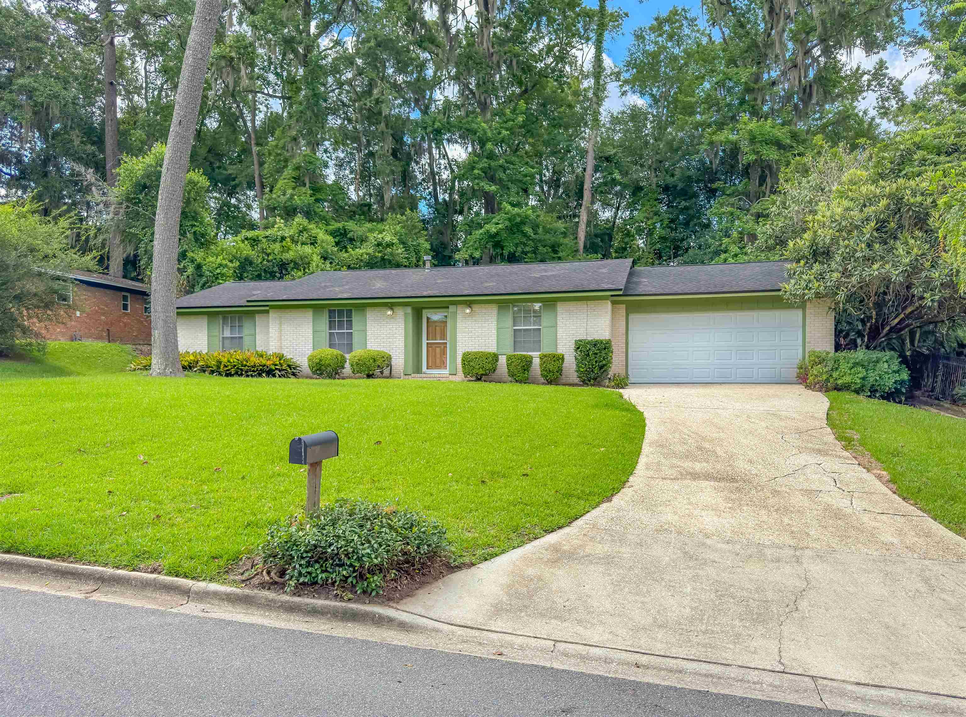 305 Starmount Drive, Tallahassee, Florida image 1