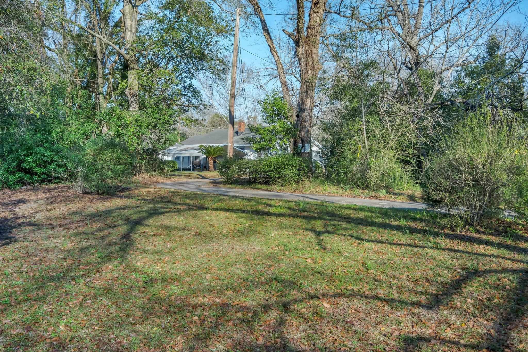 1308 Gibbs Drive, Tallahassee, Florida image 25