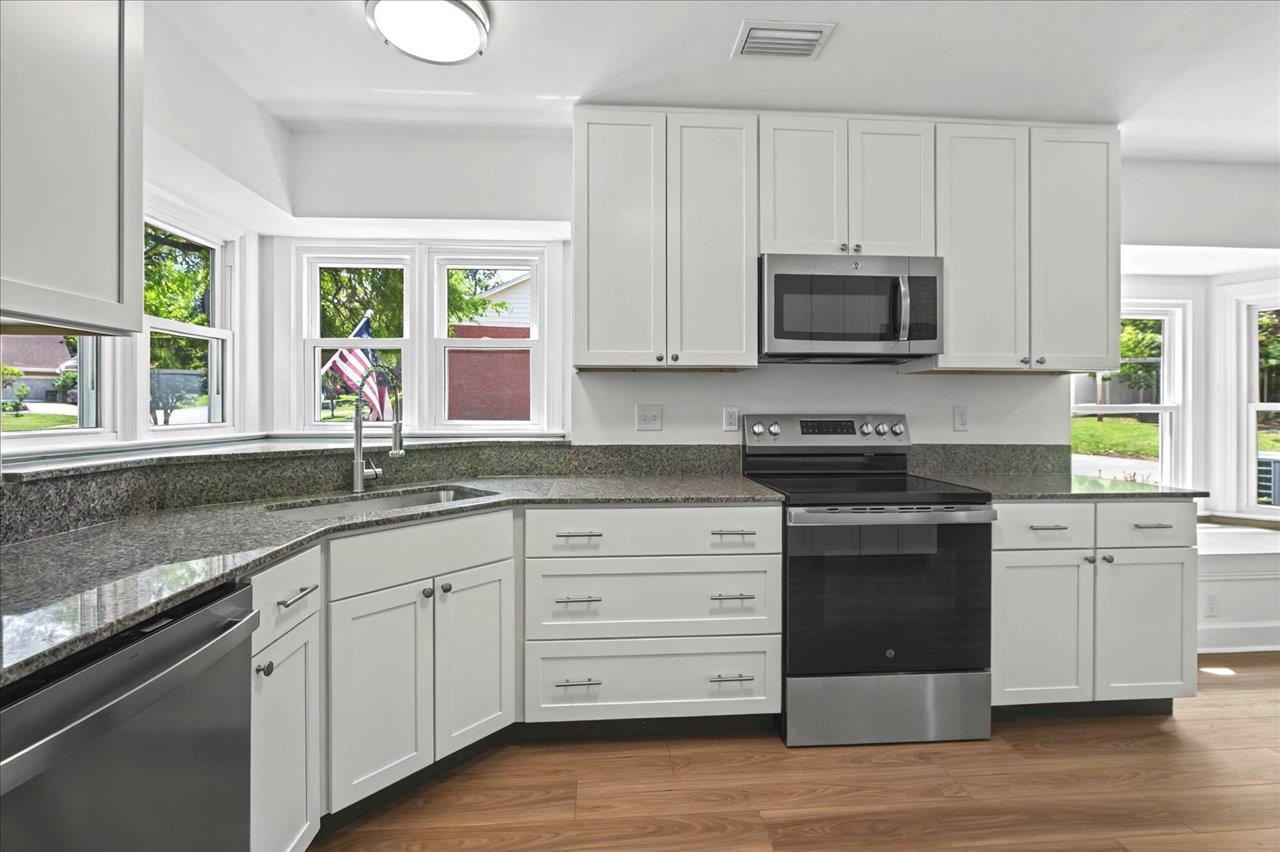 2464 Elfinwing Lane, Tallahassee, Florida image 18