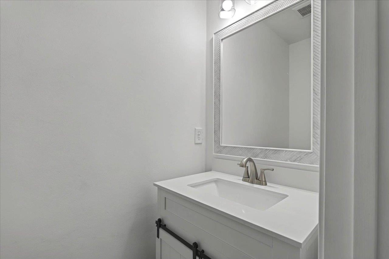 2464 Elfinwing Lane, Tallahassee, Florida image 26