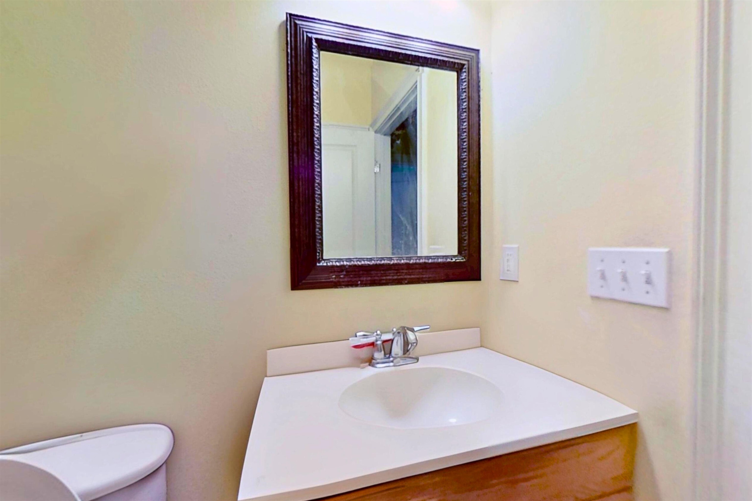 2426 Ludmila Lane, Tallahassee, Texas image 11