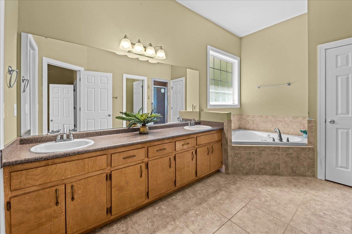 655 Sheline, Havana, Texas image 33