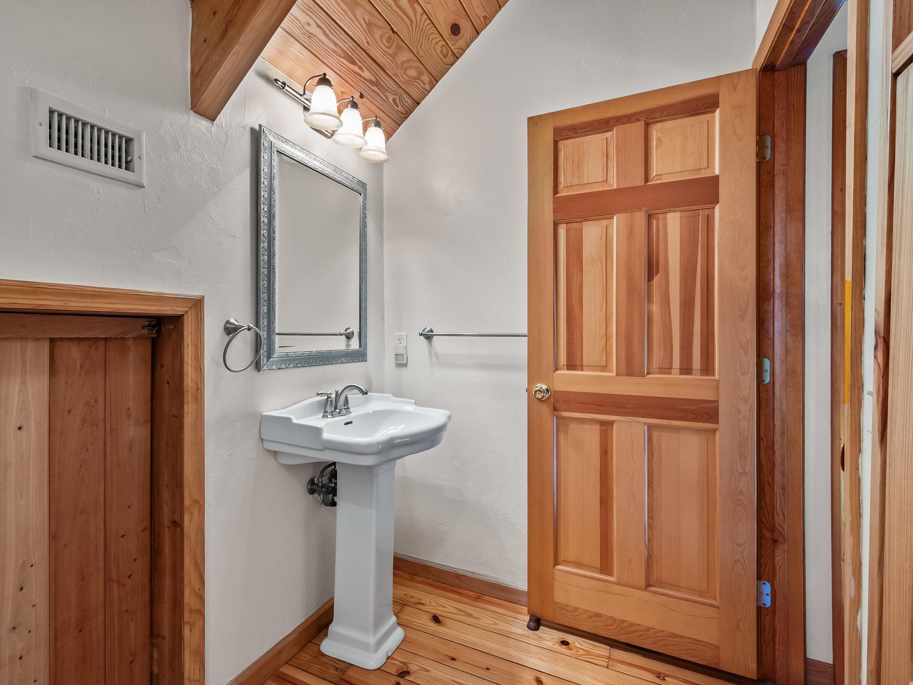 883 Hunters Trace, Crawfordville, Florida image 23