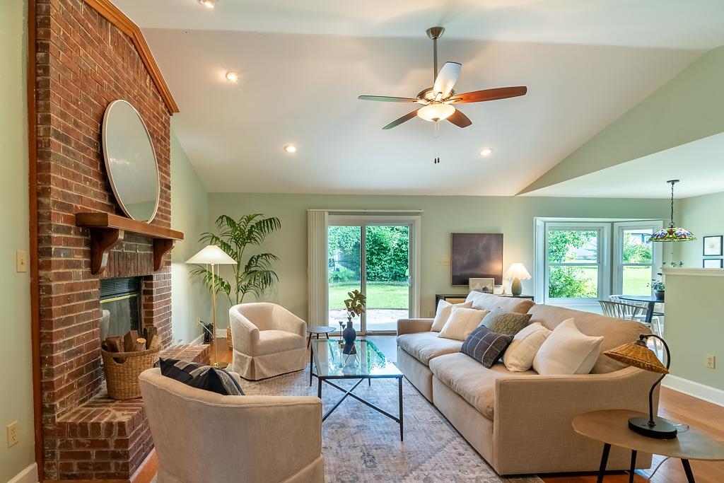 696 Lupine Lane, Tallahassee, Florida image 3