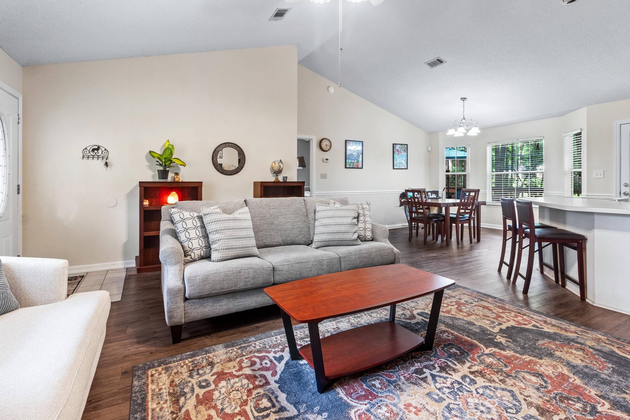 3158 S Fulmer Circle, Tallahassee, Texas image 14