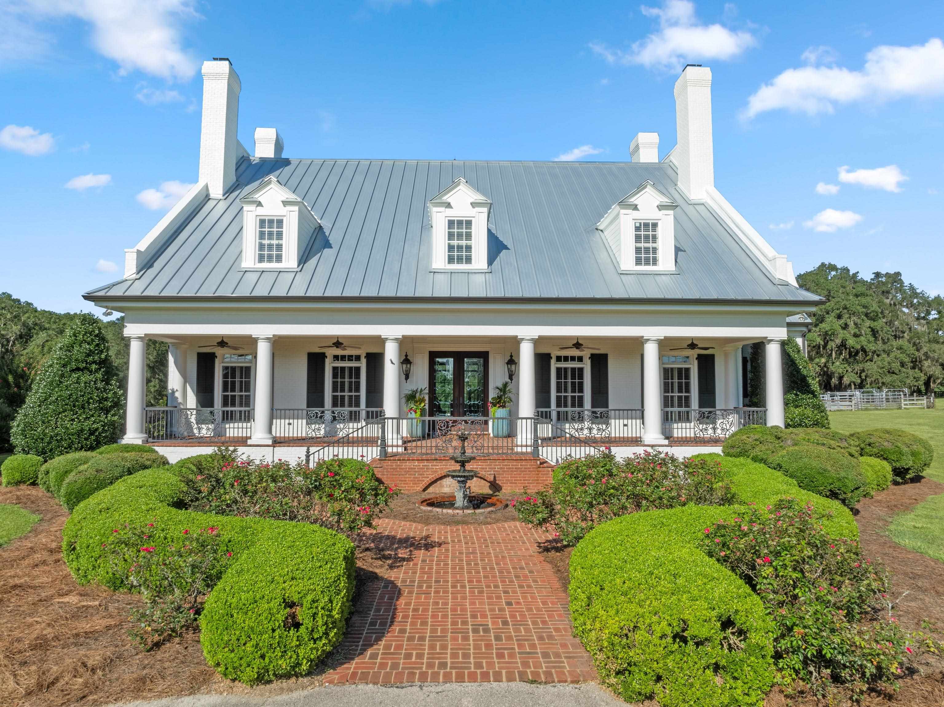 9525 Woodland Hills Way, Tallahassee, Florida image 1