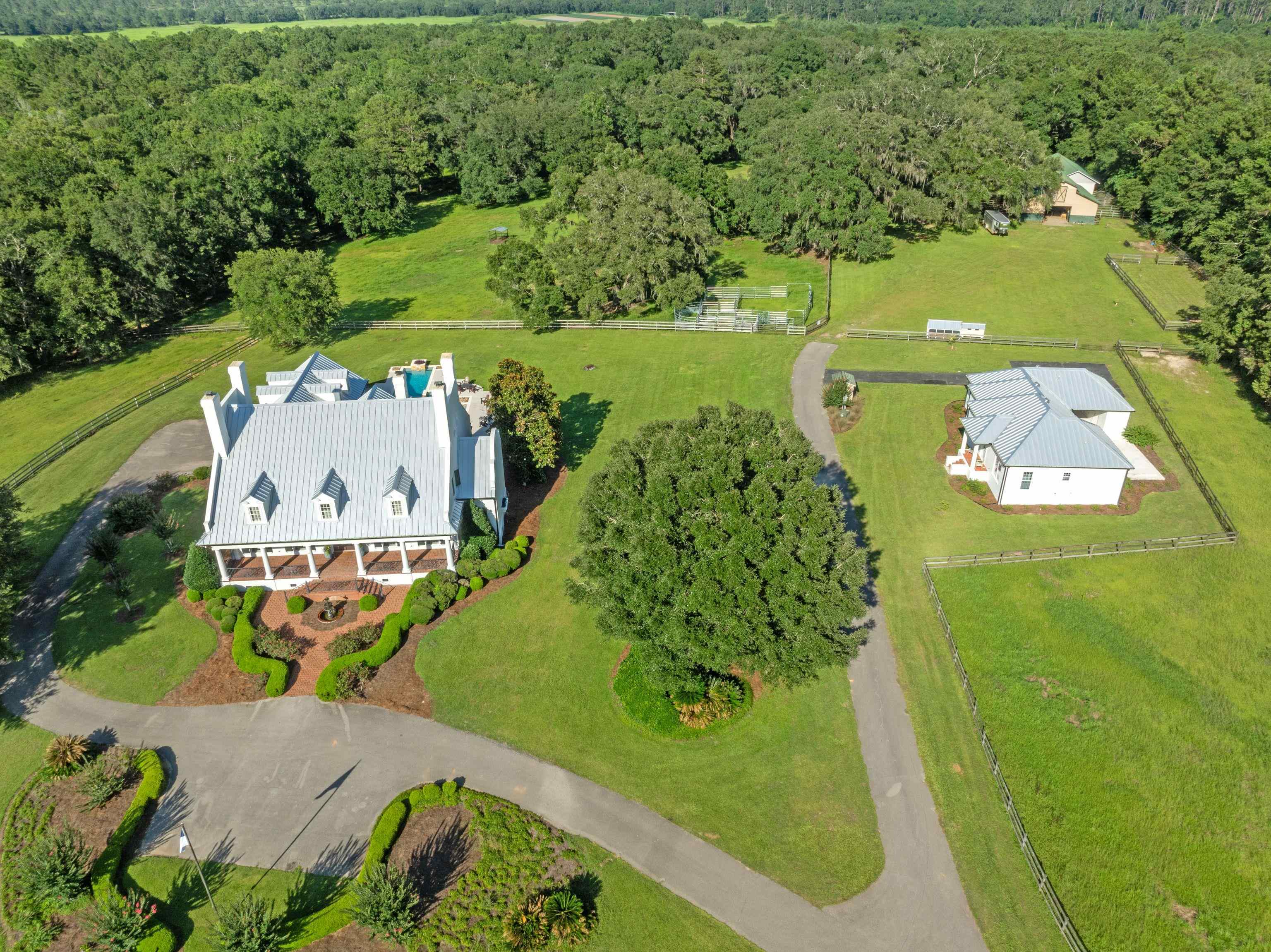 9525 Woodland Hills Way, Tallahassee, Florida image 48