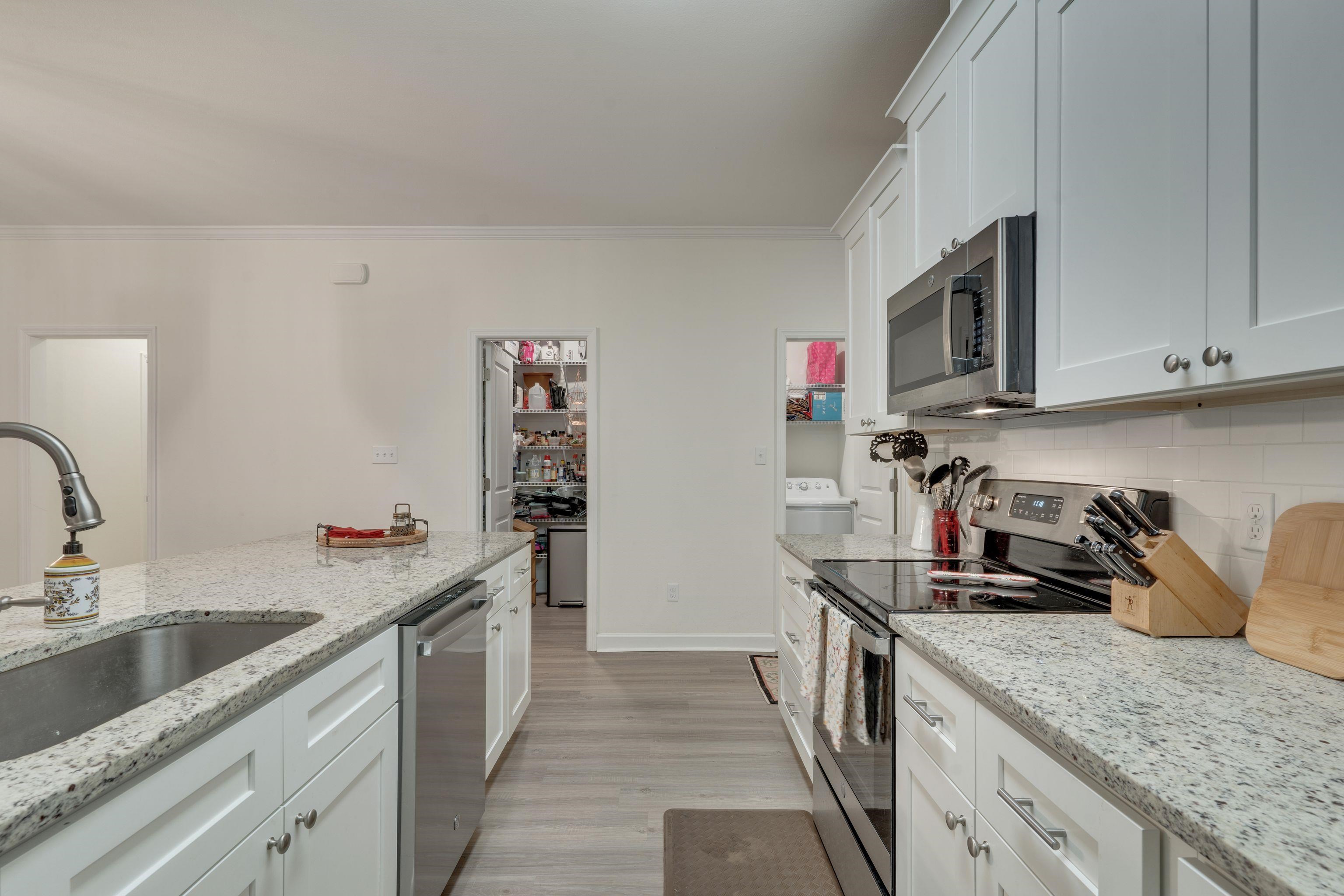 624 W 7th Avenue, Tallahassee, Texas image 9