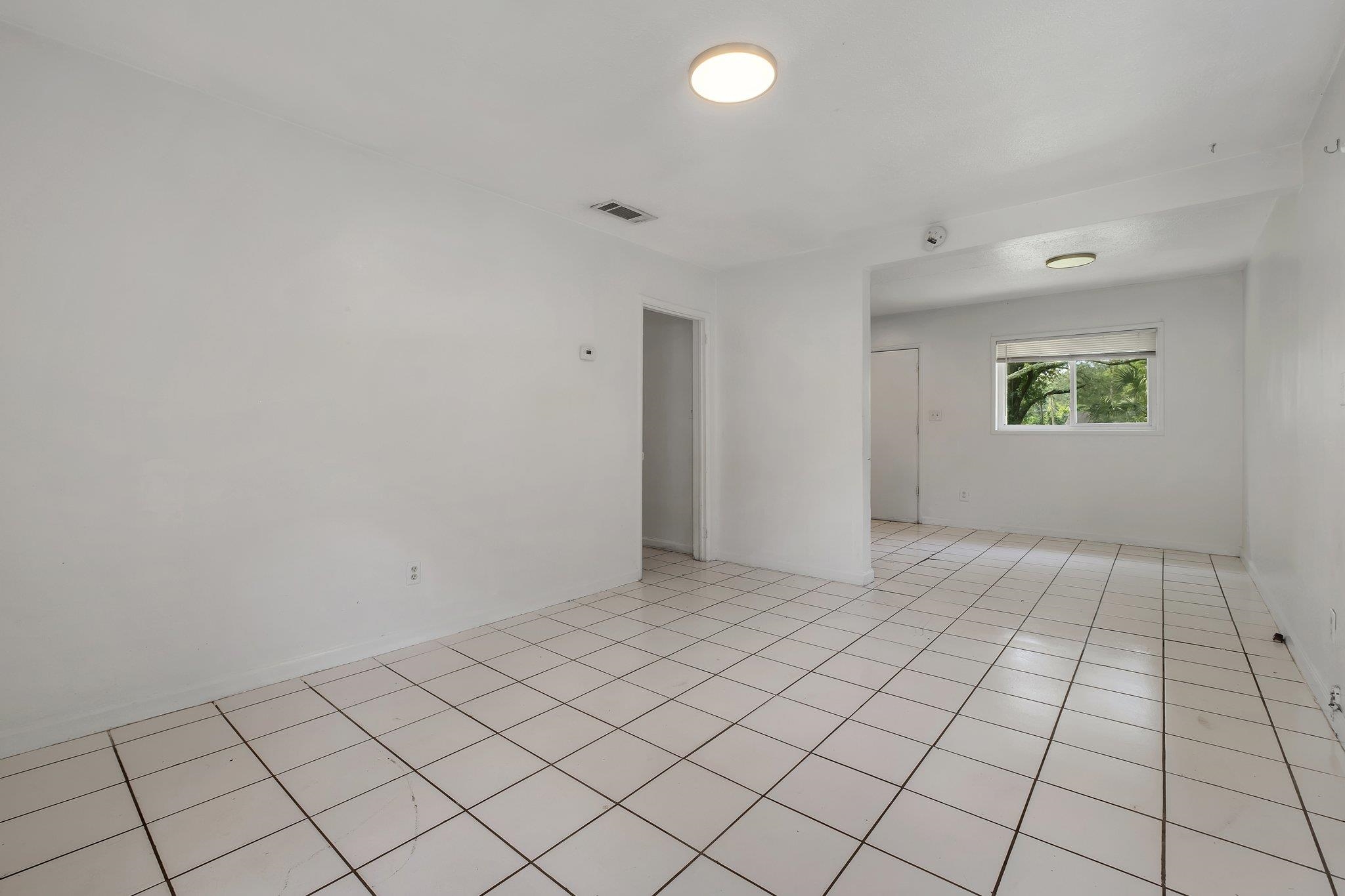1637 Stuckey Avenue, Tallahassee, Florida image 9