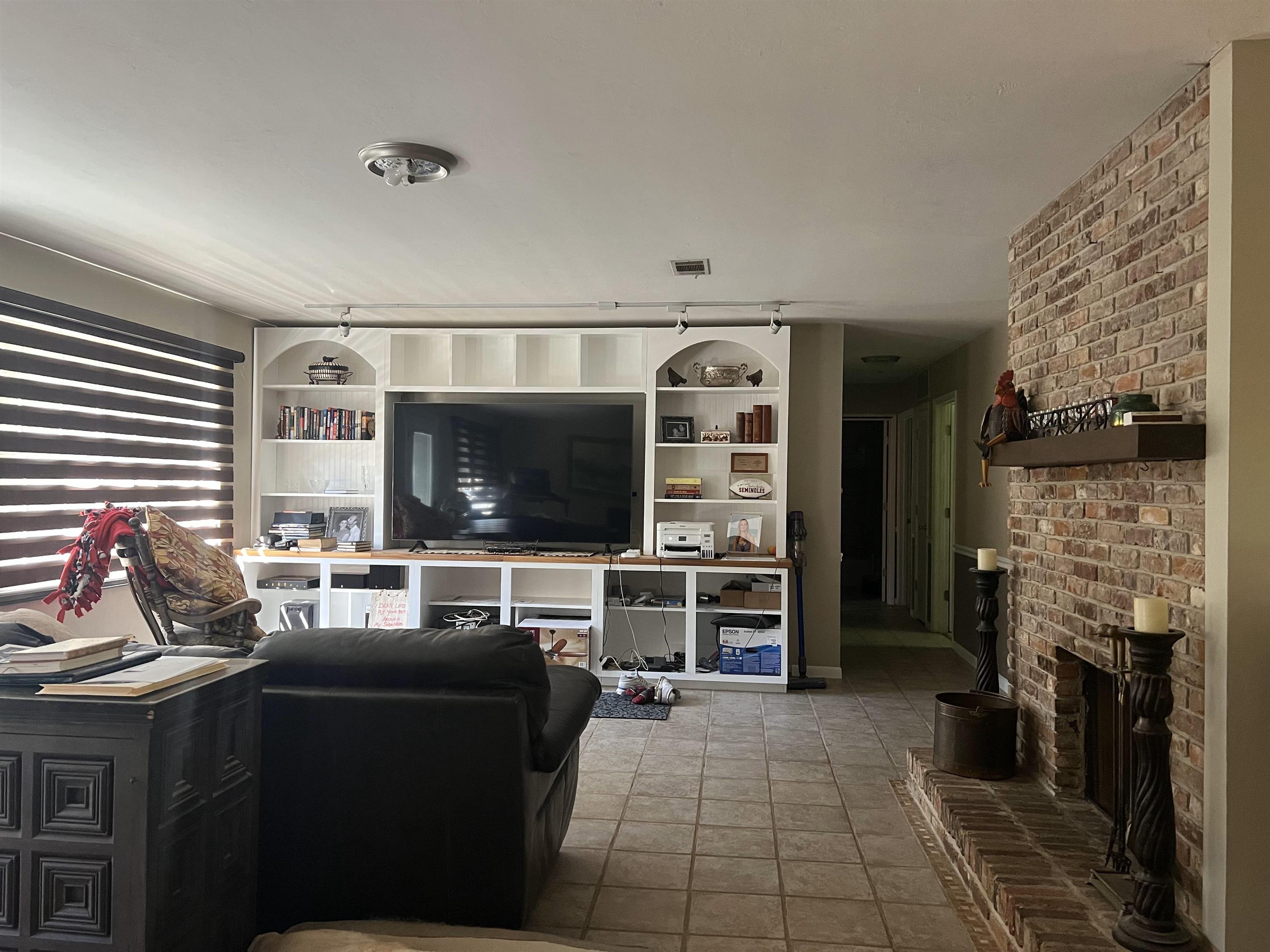 920 Tamarack Avenue, Tallahassee, Texas image 4