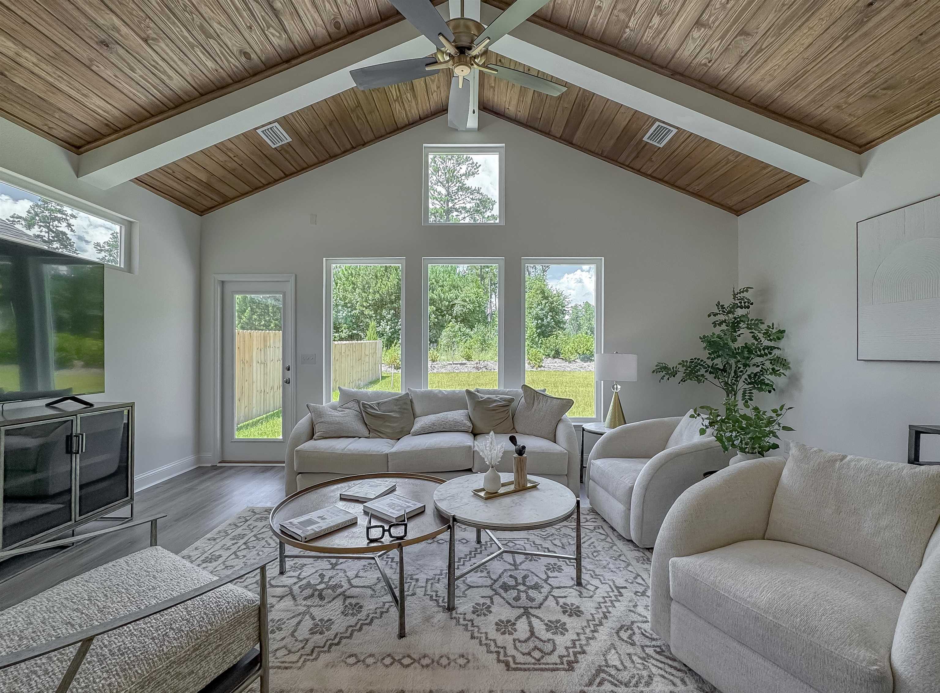 1366 Landon Hills Drive, Tallahassee, Florida image 10