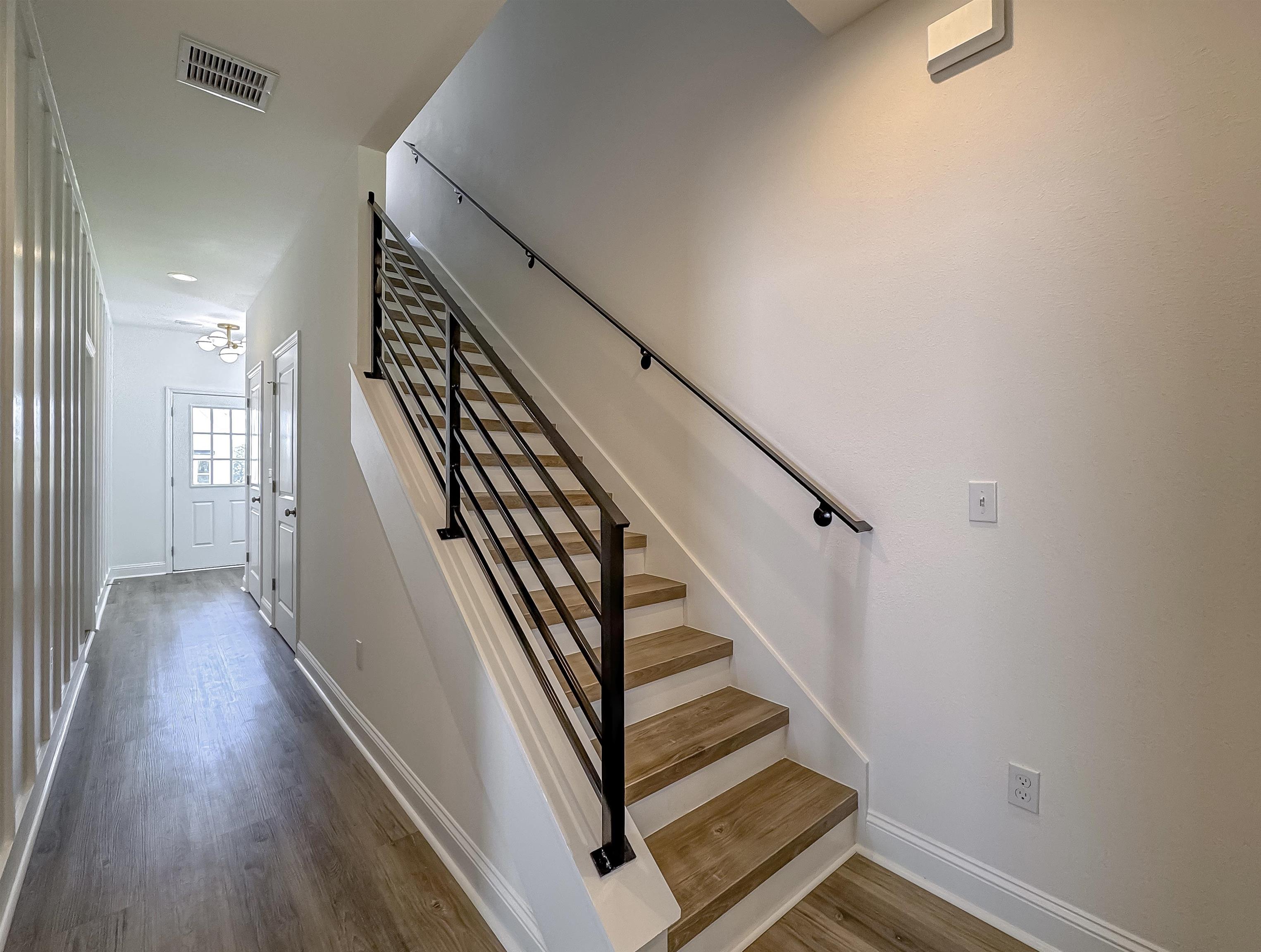 1366 Landon Hills Drive, Tallahassee, Florida image 16
