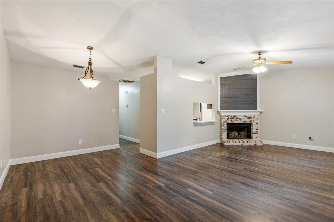 247 Whetherbine Way, Tallahassee, Texas image 4