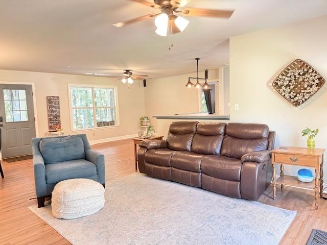 415 Hunters Trace, Crawfordville, Florida image 2