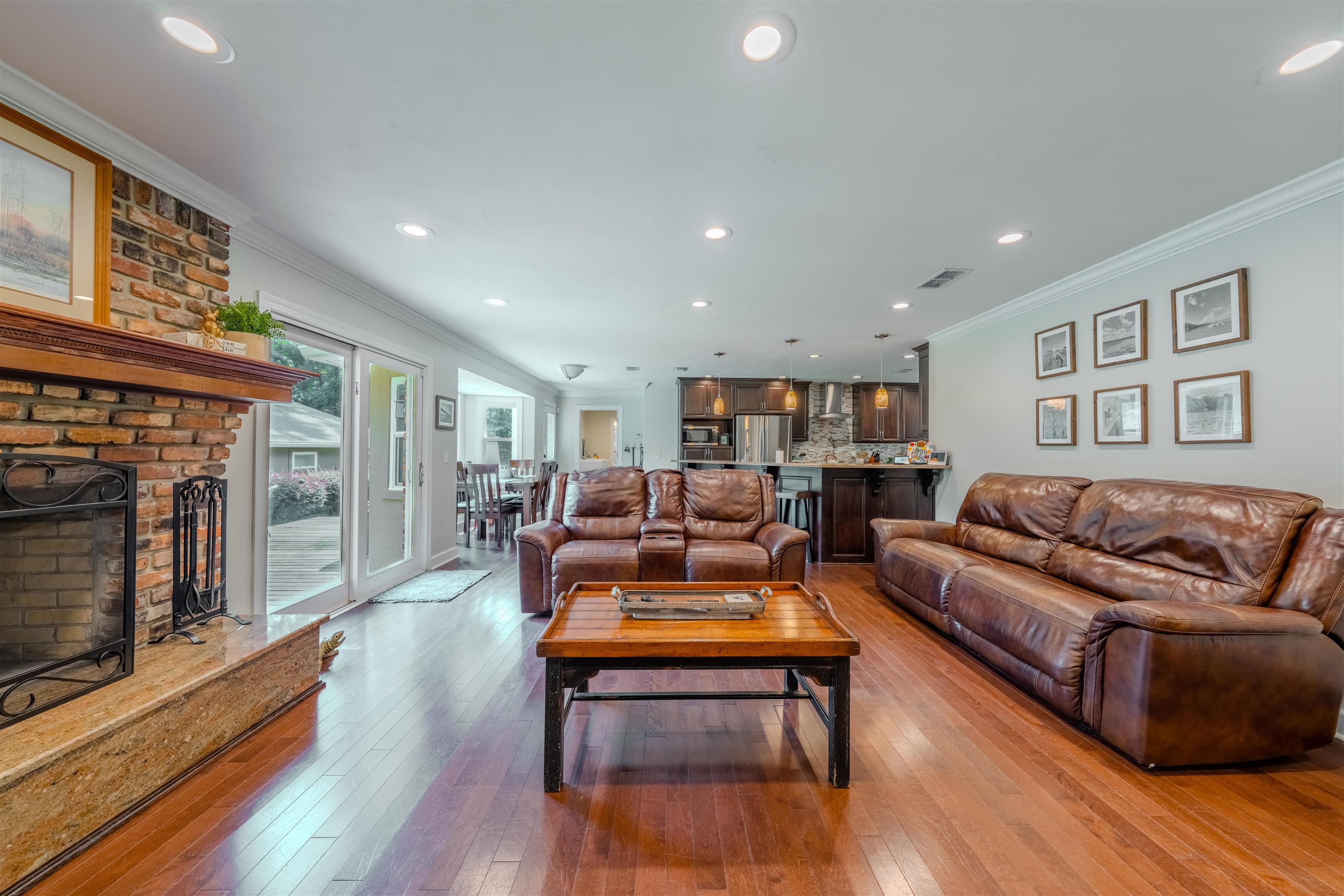 1178 Robin Kay Road, Tallahassee, Texas image 20