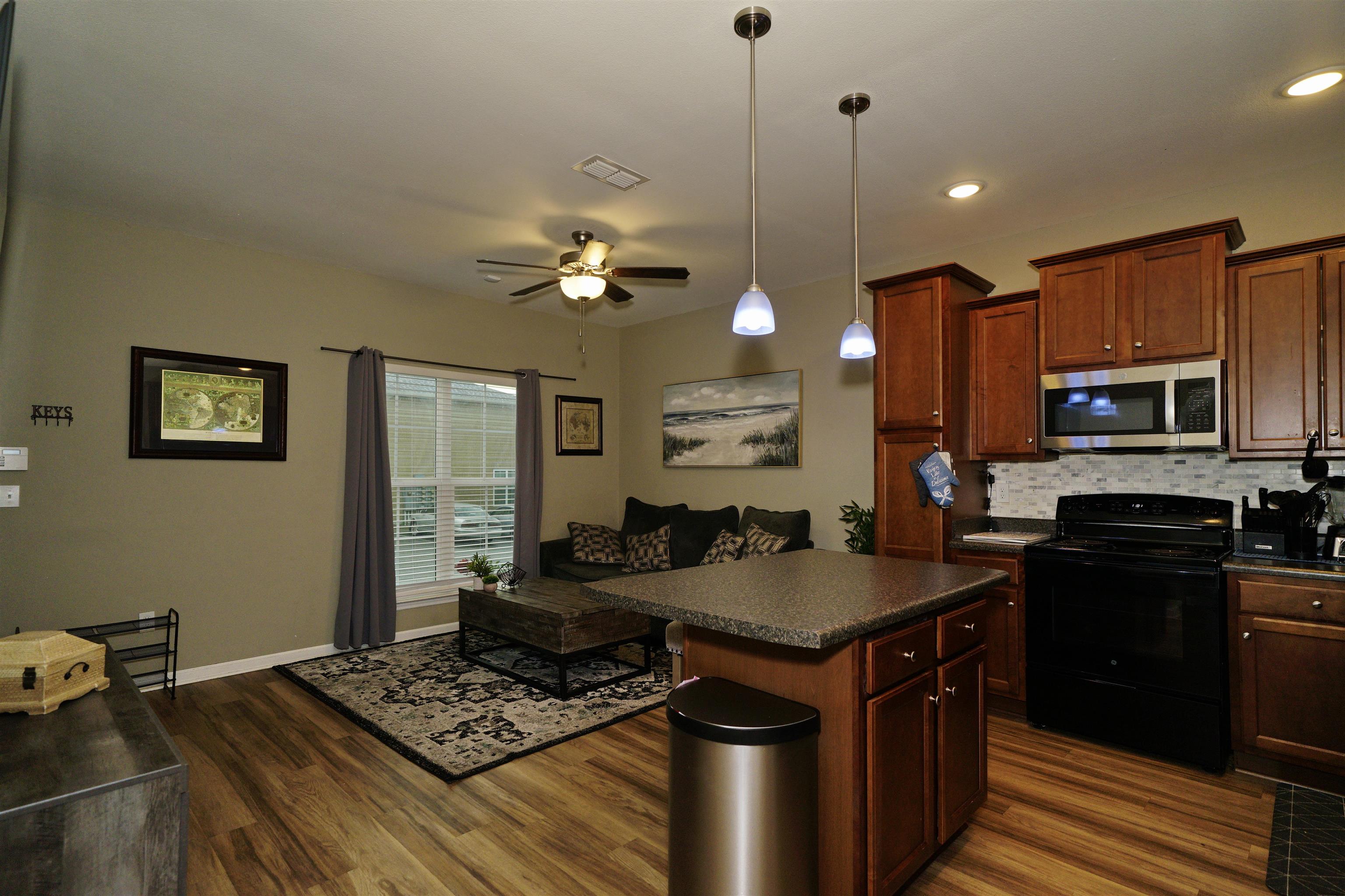 1992 Green Castle #807, Tallahassee, Texas image 7