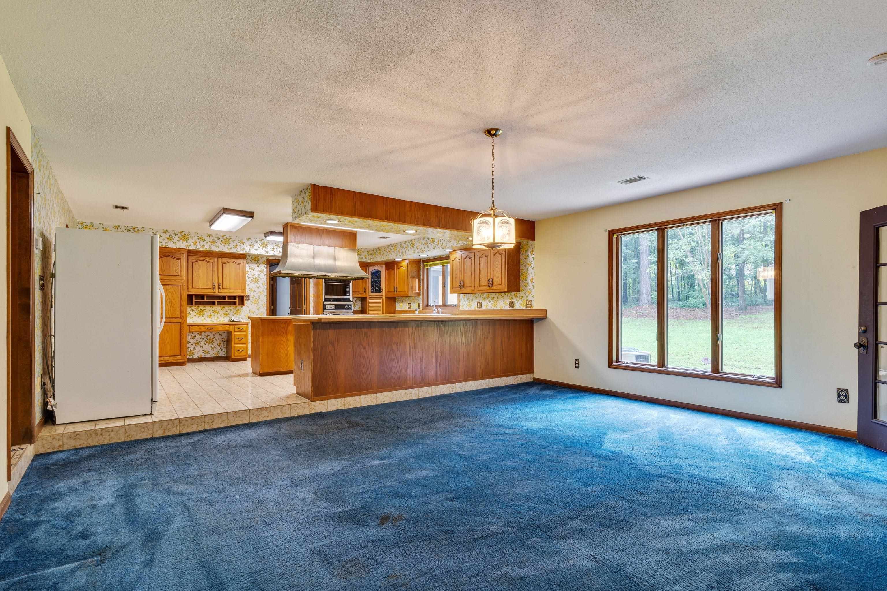 6375 Thomasville Road, Tallahassee, Florida image 11