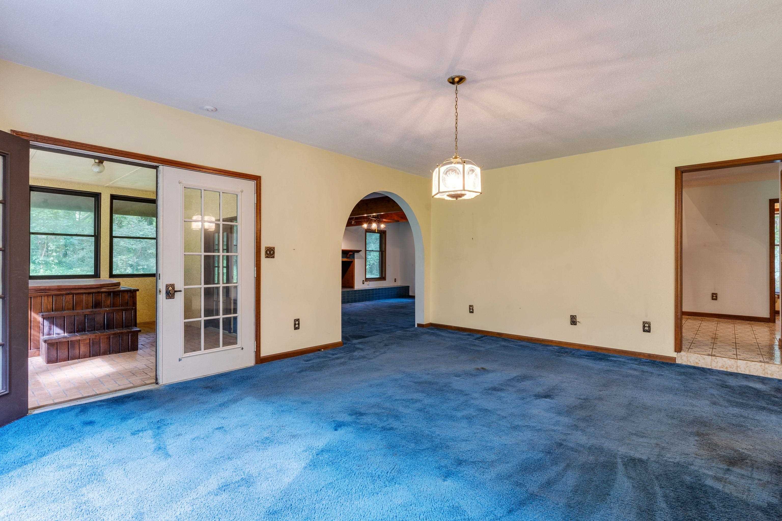 6375 Thomasville Road, Tallahassee, Florida image 16