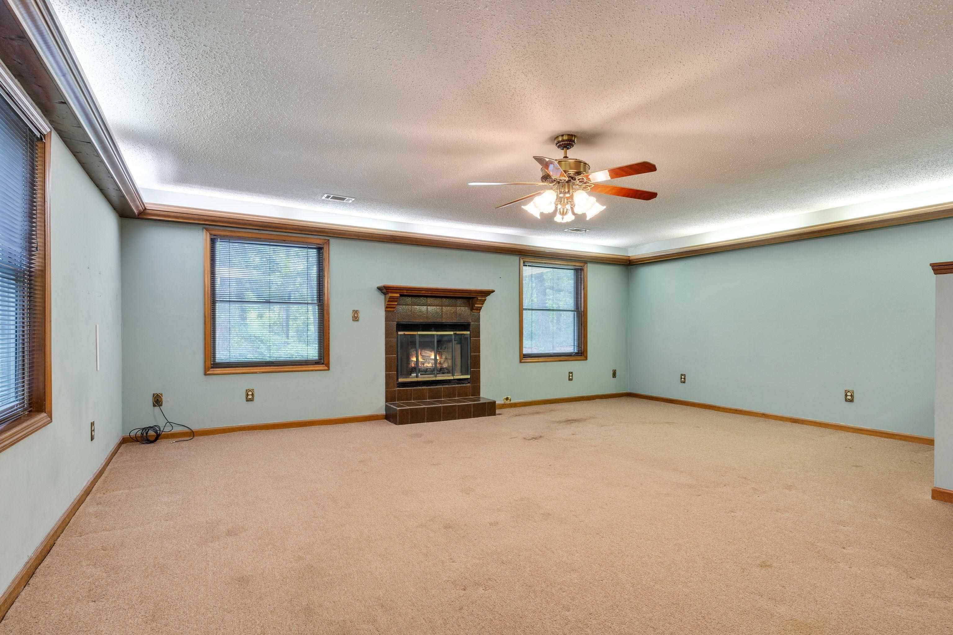 6375 Thomasville Road, Tallahassee, Florida image 23