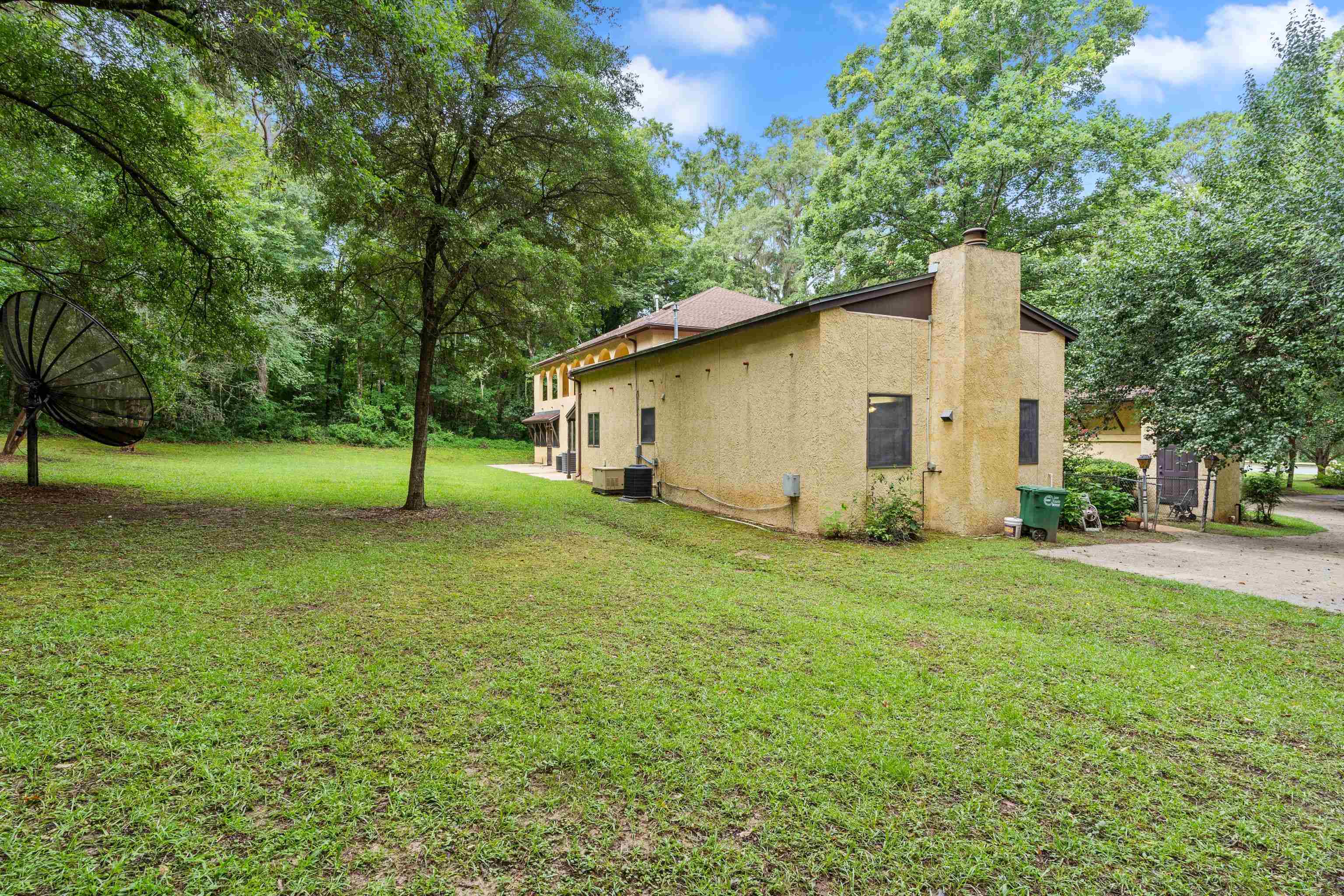 6375 Thomasville Road, Tallahassee, Florida image 42