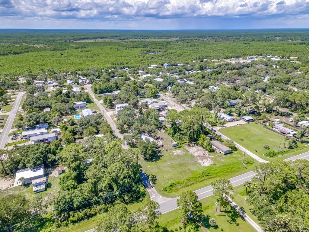 111 California Street, Carrabelle, Texas image 10