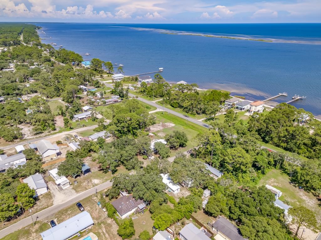 111 California Street, Carrabelle, Texas image 15