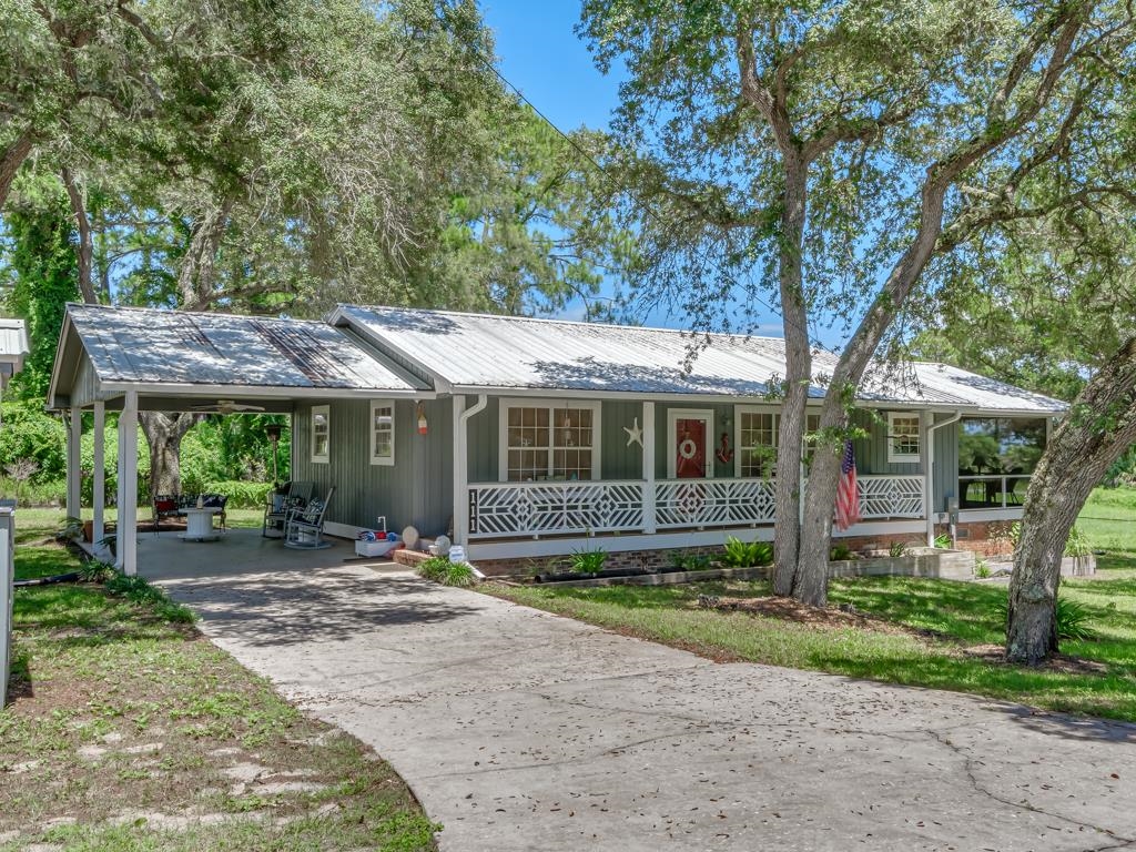 111 California Street, Carrabelle, Texas image 3