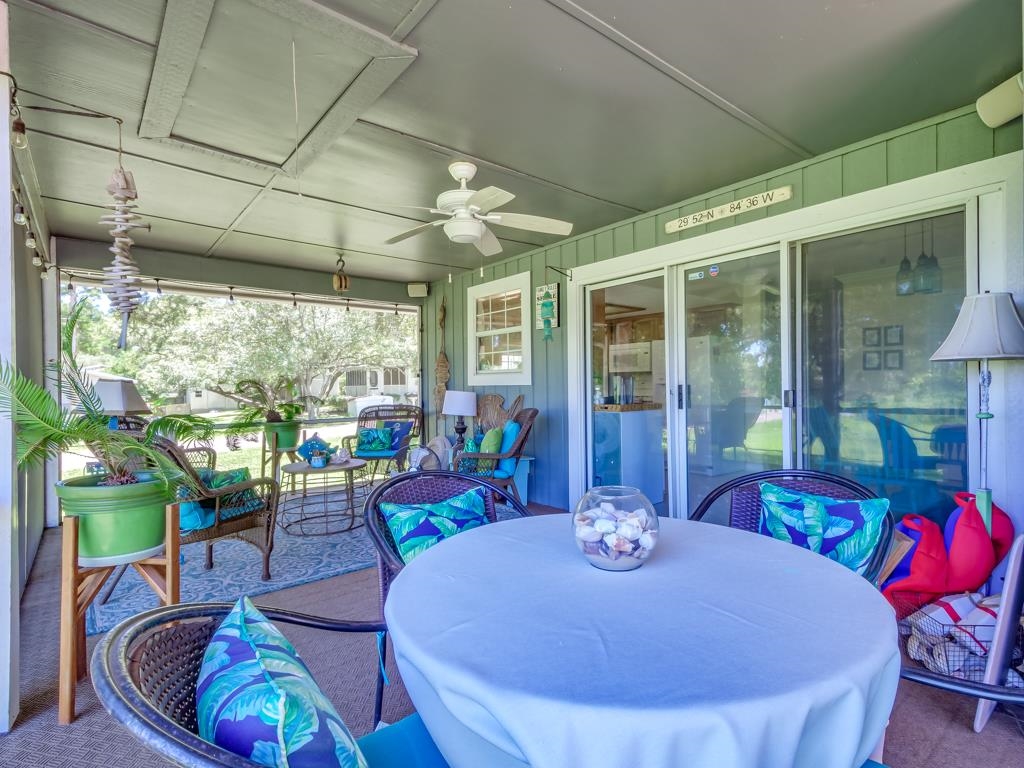 111 California Street, Carrabelle, Texas image 8