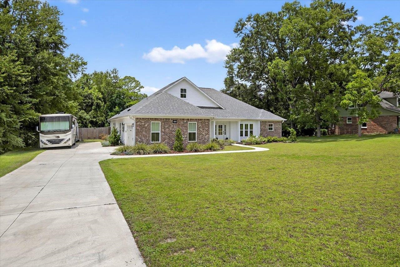 2308 Napoleon Bonaparte Drive, Tallahassee, Florida image 4