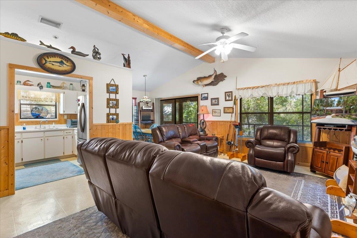 1815 NE Mabels Avenue, Steinhatchee, Florida image 12