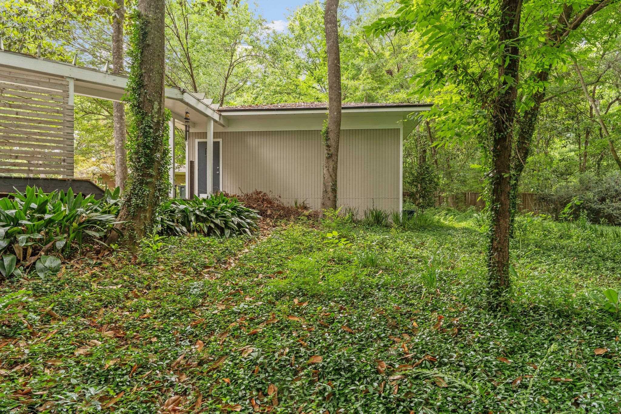 2414 Glenshire Lane, Tallahassee, Texas image 34