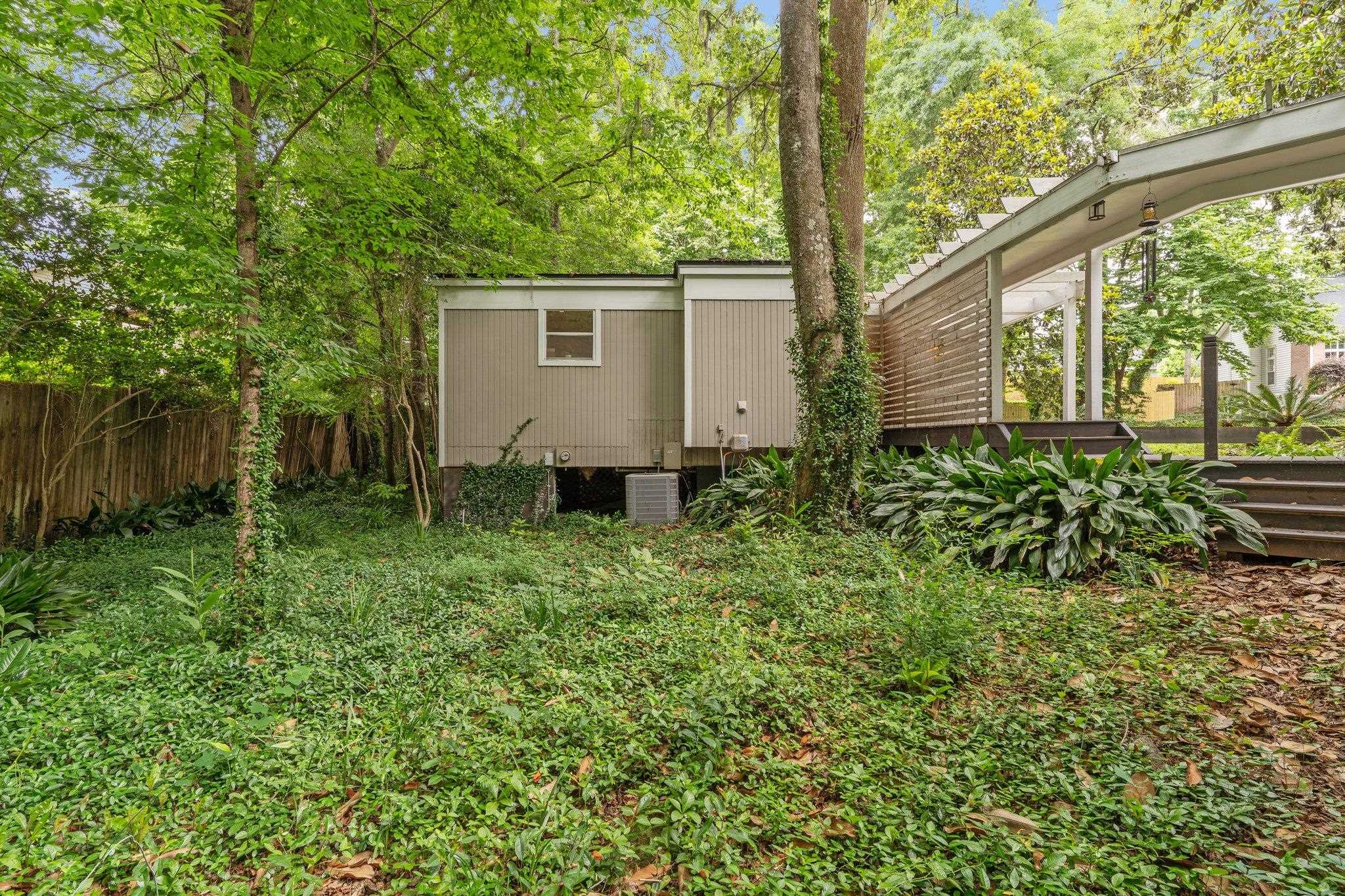 2414 Glenshire Lane, Tallahassee, Texas image 35