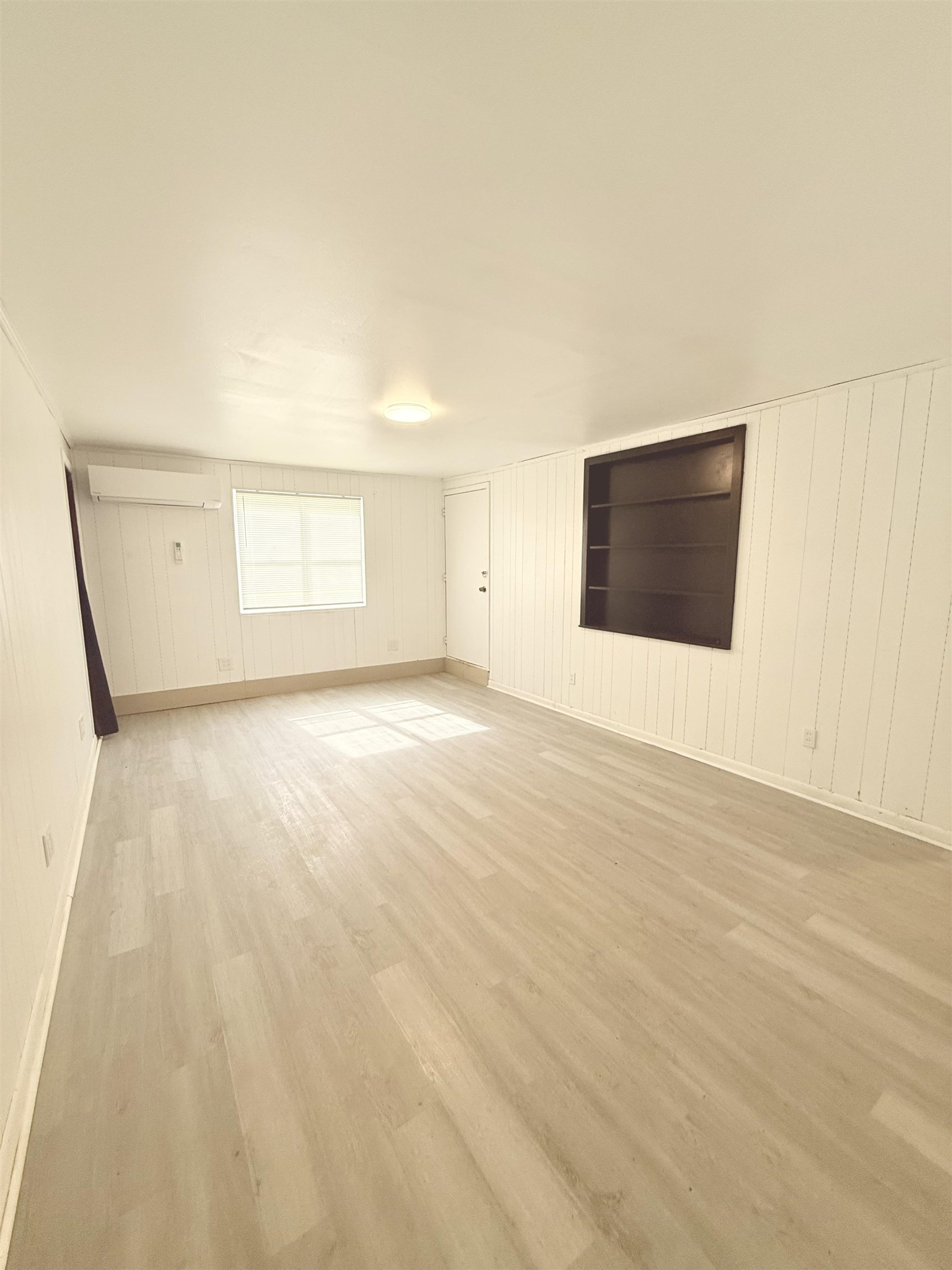 2052 Hillsborough Street, Tallahassee, Texas image 9
