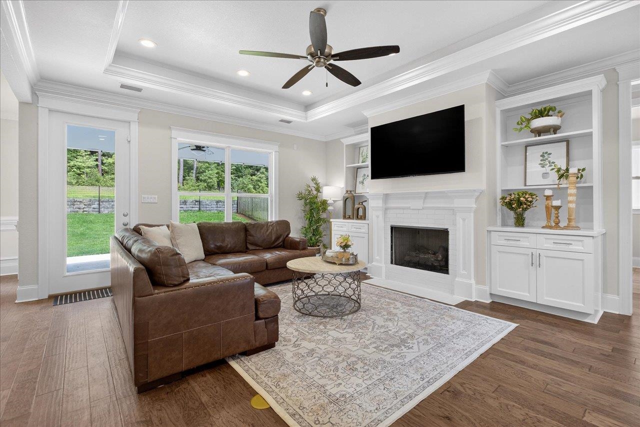 522 Knotted Pine Drive, Tallahassee, Florida image 4