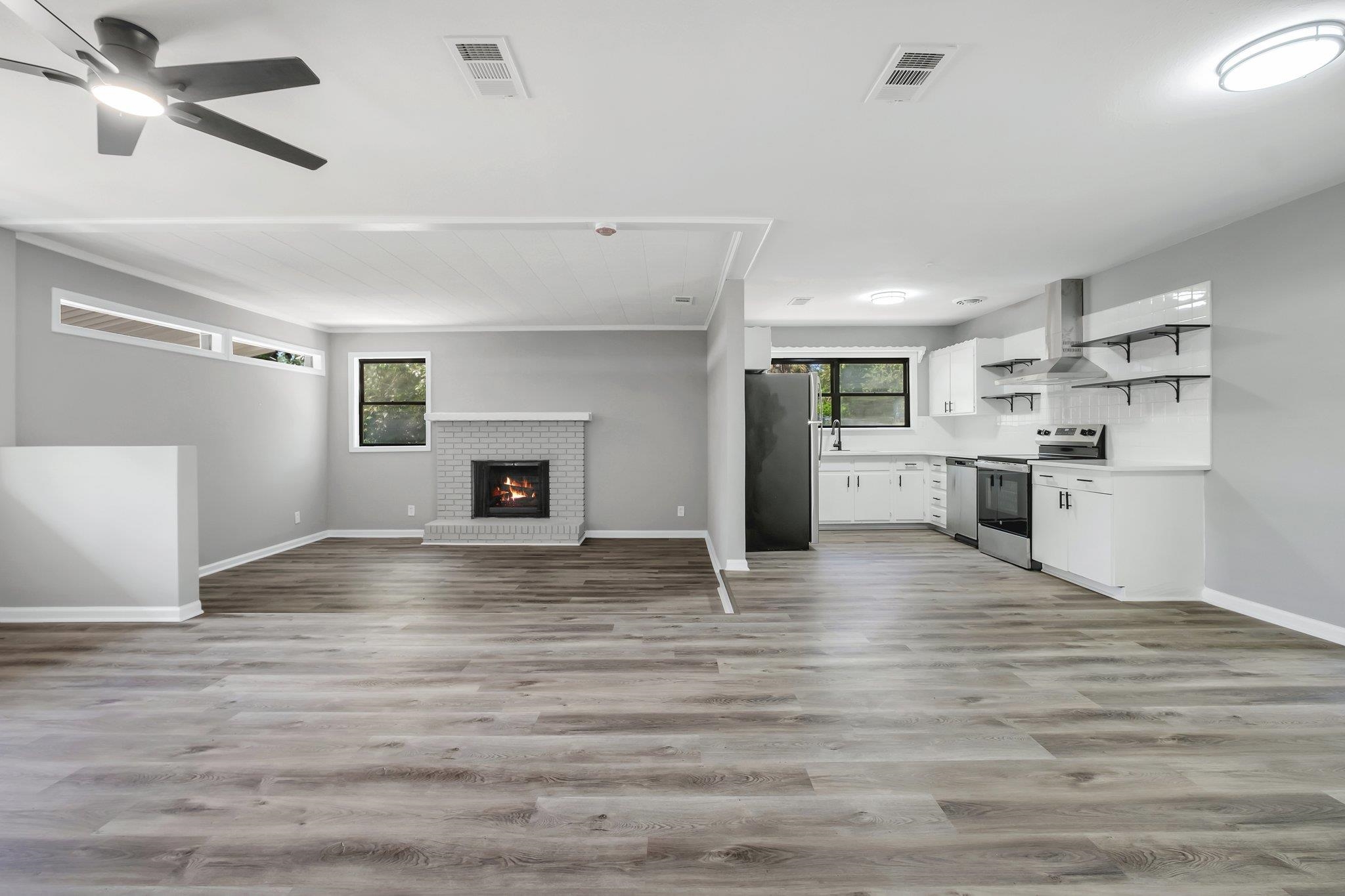 2112 Cambridge Drive, Tallahassee, Texas image 13