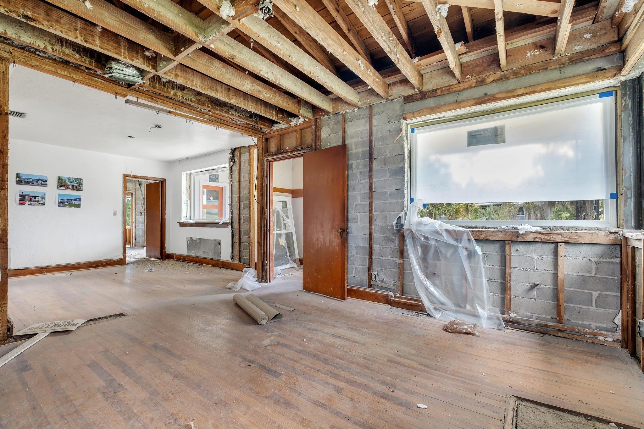 111 Young Street #14, Tallahassee, Texas image 4