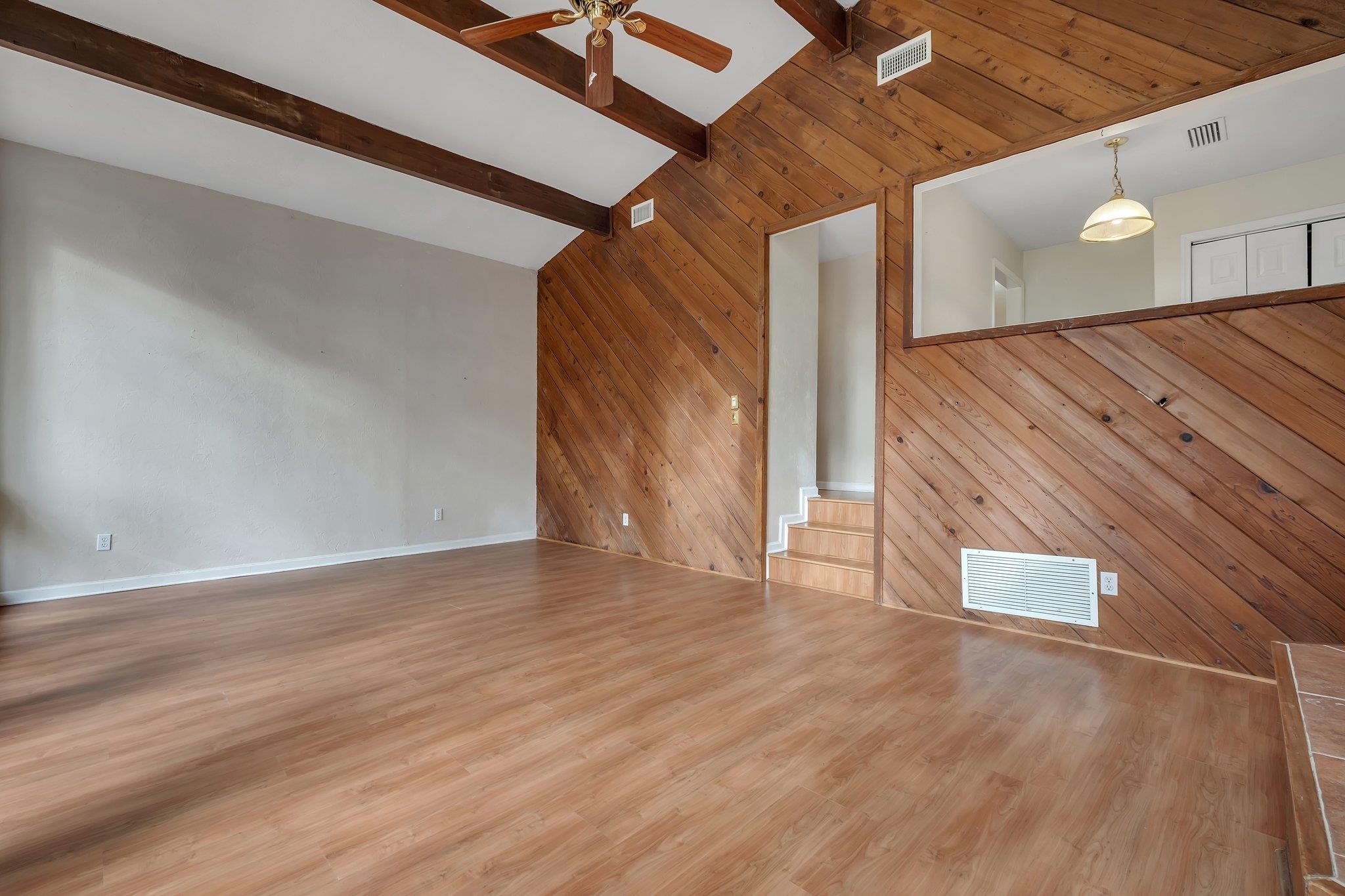 3508 Willow Springs Lane, Tallahassee, Texas image 4