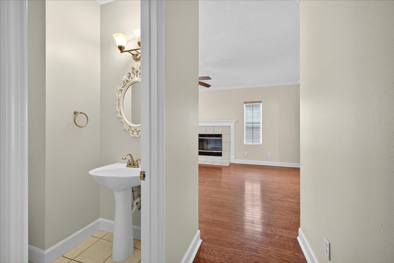 227 Waynard Way, Tallahassee, Texas image 13