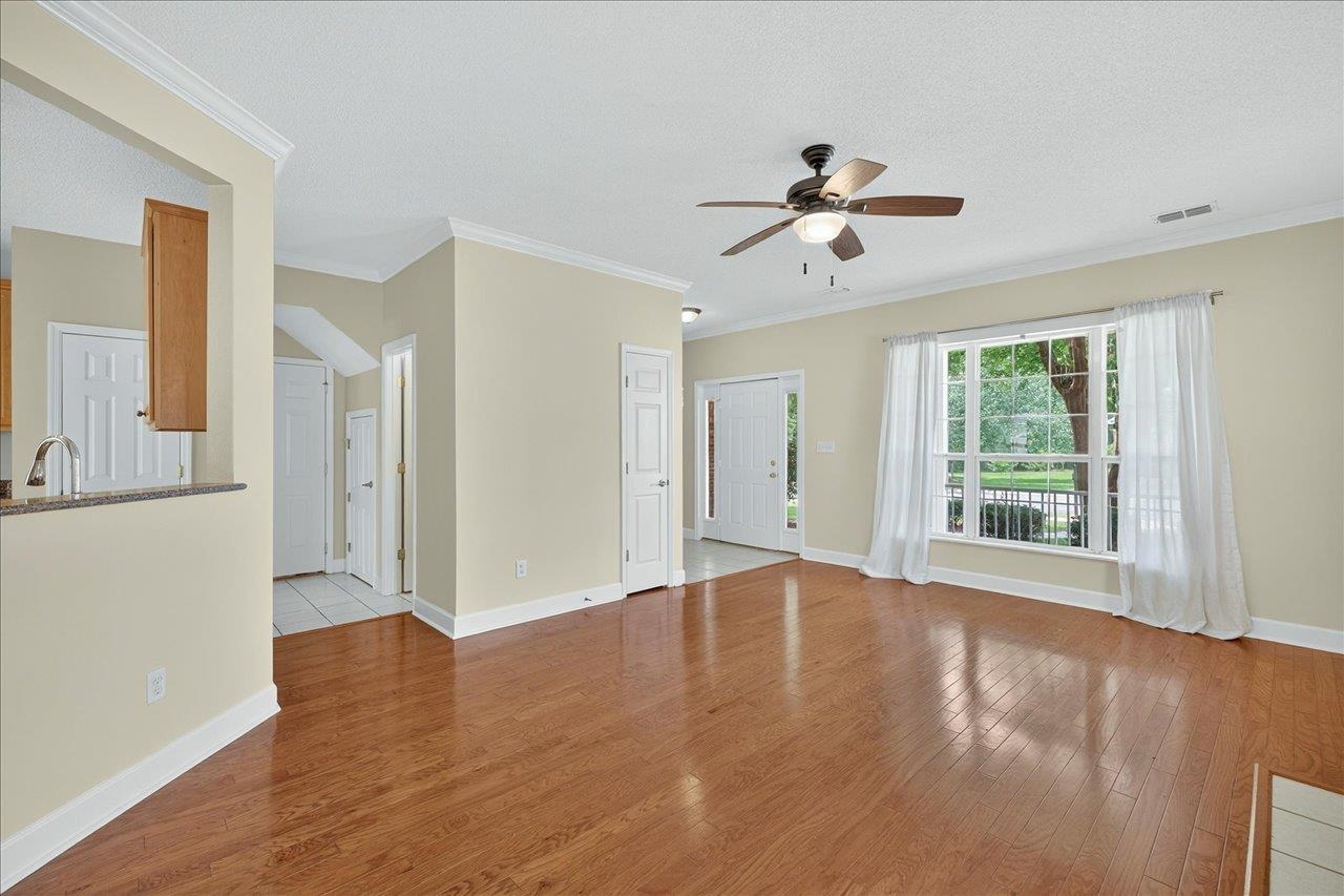 227 Waynard Way, Tallahassee, Texas image 6