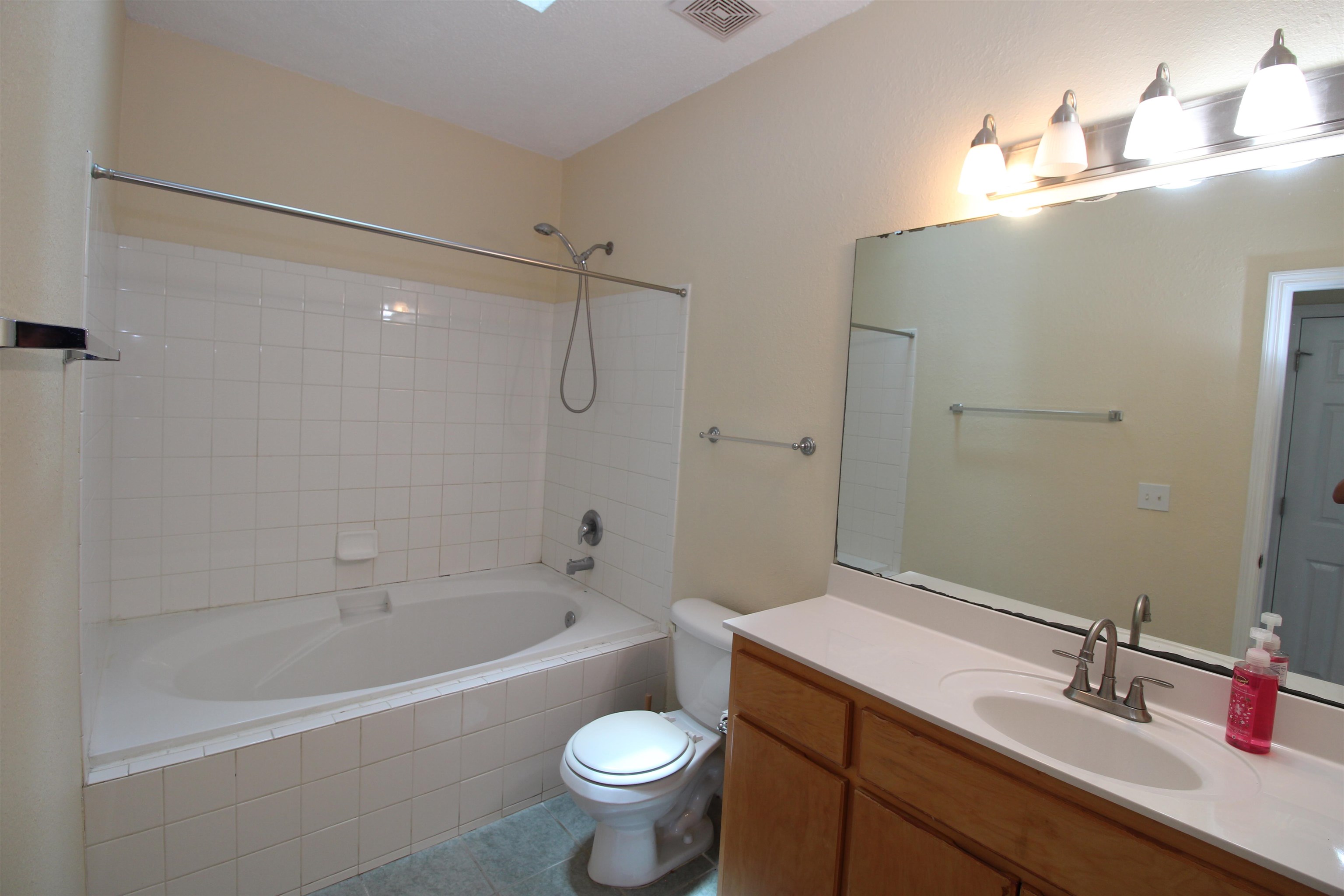 1712 Corey Wood Circle, Tallahassee, Florida image 11