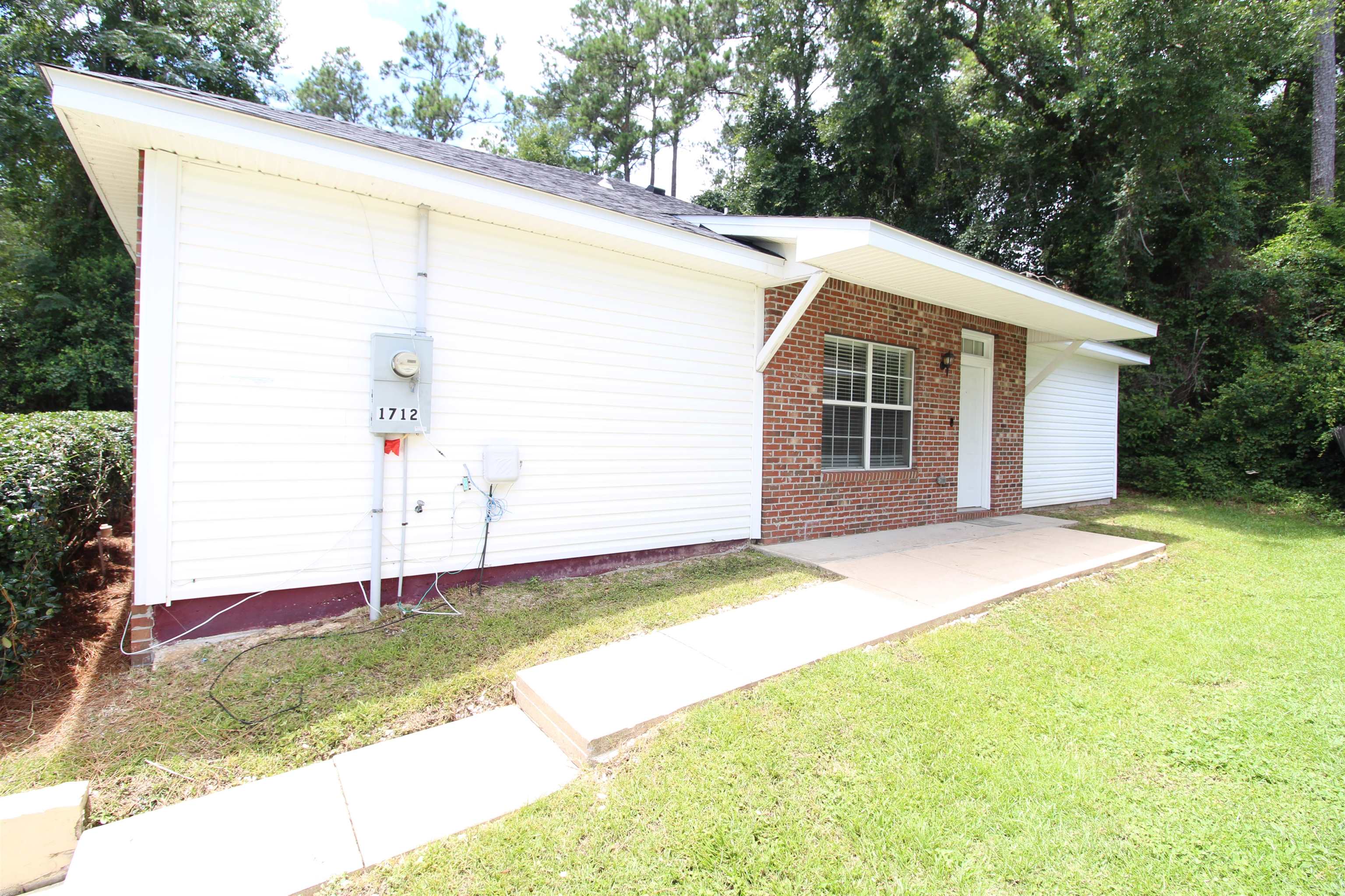 1712 Corey Wood Circle, Tallahassee, Florida image 4