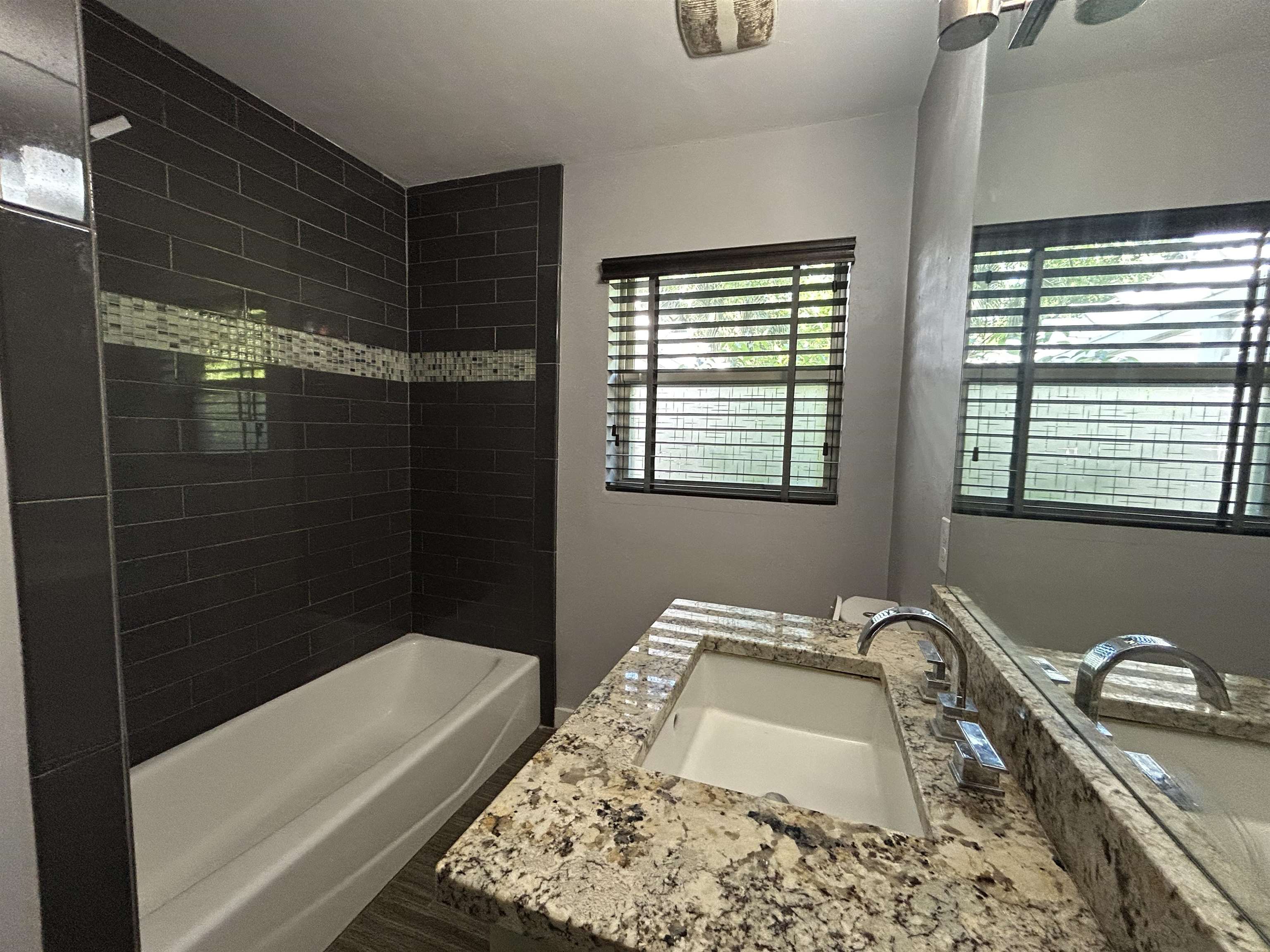 2111 Gibbs Drive, Tallahassee, Florida image 28