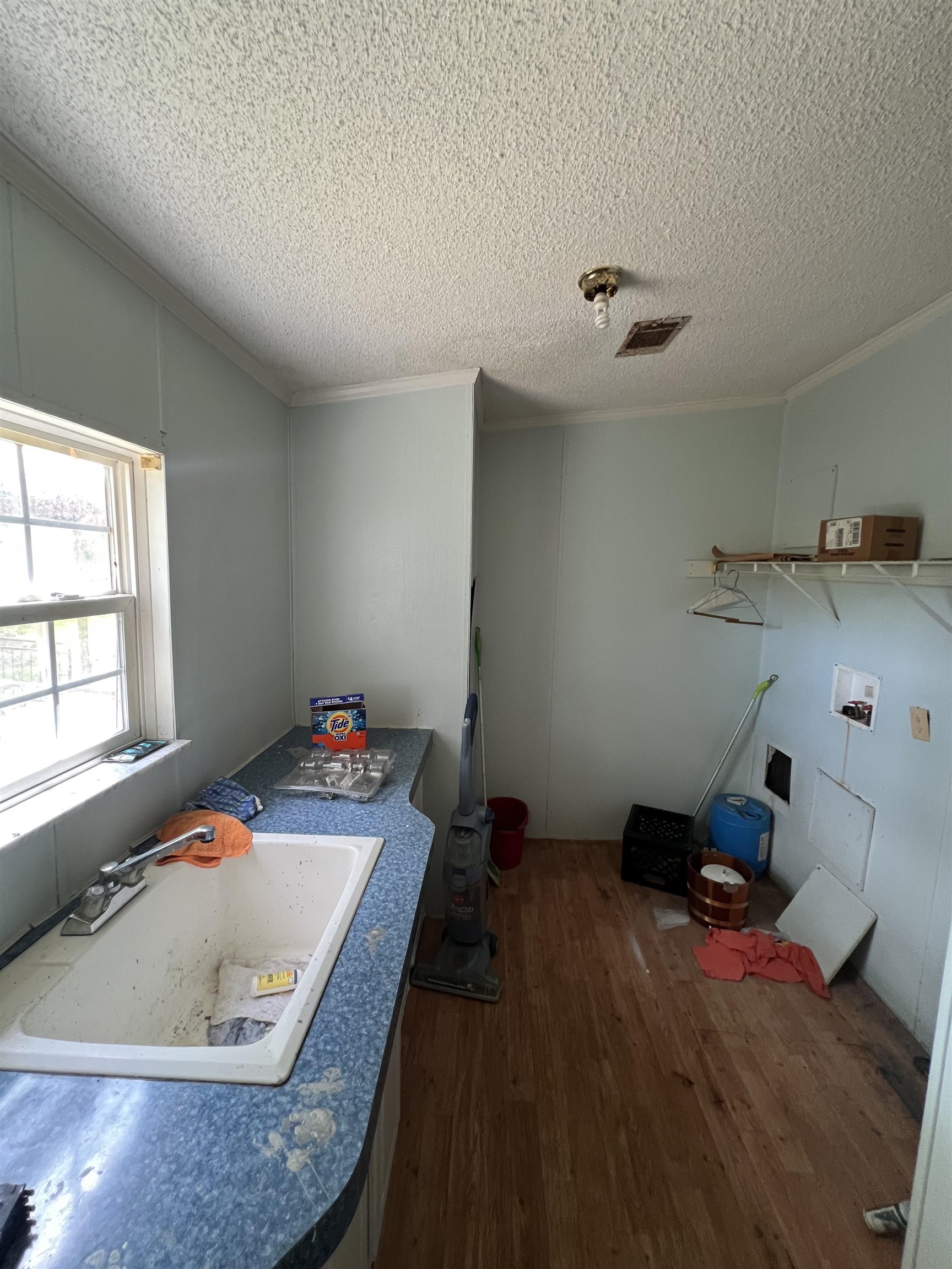 195 E Meadow Road, Monticello, Texas image 10